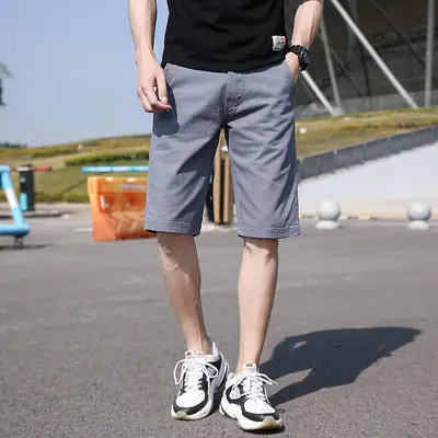 Men Black Cotton Mid-Length Shorts with Multiple Pockets