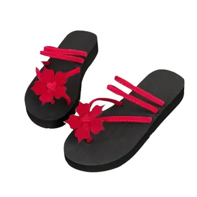 Maple Leaf Flip-Flops for Women Summer 2026 Korean Version Internet Celebrity Flat Non-Slip Sandals Women's Thick-Soled Beach Shoes