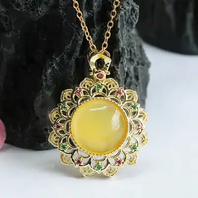 Golden Sunflower Pendant Necklace with Natural Amber Center