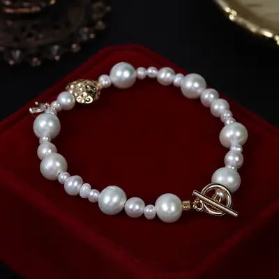 Vintage Natural Pearl Bracelet with Heart Pendant & Gold Clasp