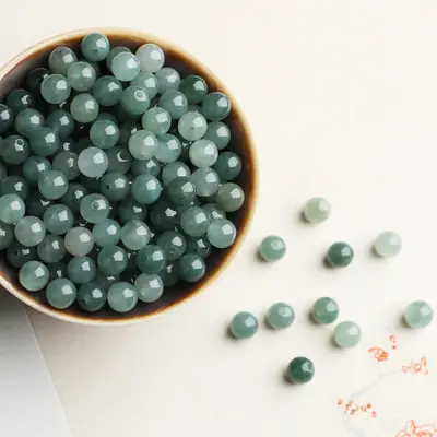 Natural Burma Jade Beads Green Ice Oil High Gloss