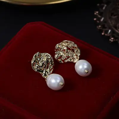 French Retro Lava Gold Pearl Earrings Fashion Niche Design