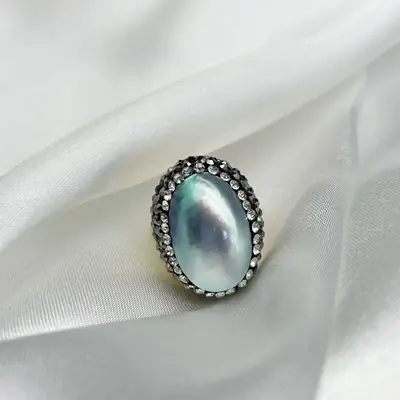 Natural Mabei Women's Ring with Diamond Border