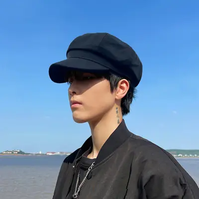 Korean Trendy Men's Black Beret Cap for Winter