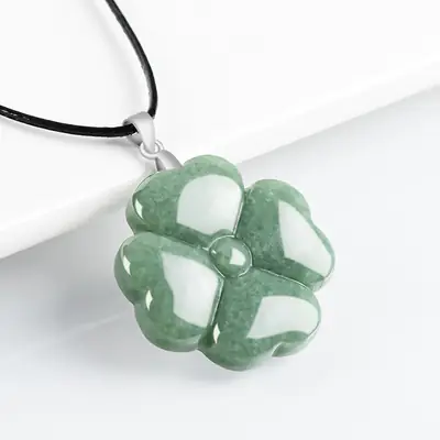 Green Four-Leaf Clover Jade Pendant with Silver Buckle