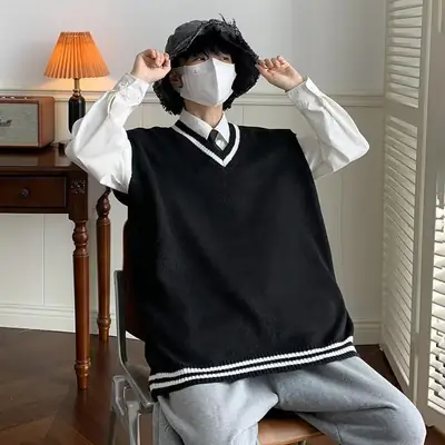 Men V-Neck Knit Vest Brown White Sleeveless