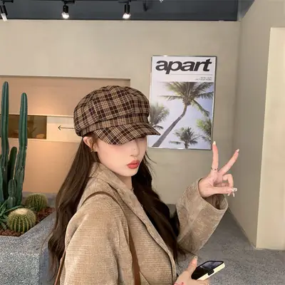 Women Plaid Peak Cap Autumn Winter Hat