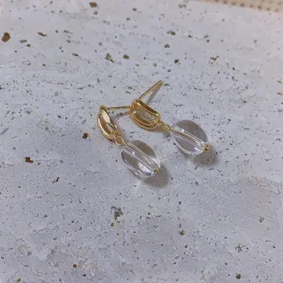 White Crystal 3D Earrings 14k Gold Fashion Trend