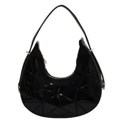 2023 New Women's Black Textured Shoulder Bag