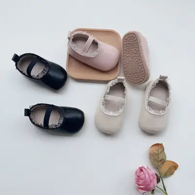 Factory direct supply autumn new Korean lace baby shoes non-slip female baby princess shoes toddler shoes baby shoes