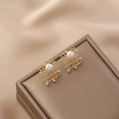 Geometric Pearl Earrings Gold Tone Women's Fashion