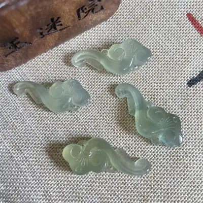 Green Xiuyan Jade Ruyi Pendant Natural Jade Hand-carved