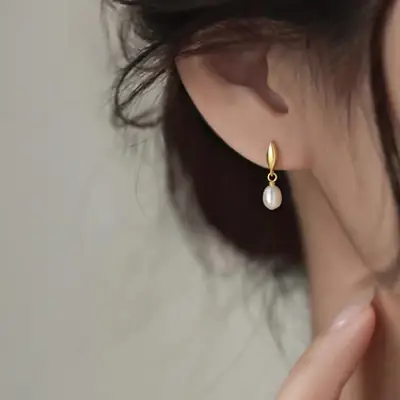 S925 Gold Pearl Earrings for Women