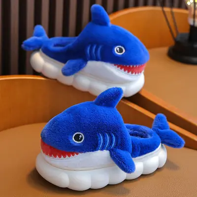 Children's Cotton Slippers for Boys, Winter Cartoon Shark Closed-Back Furry Shoes, Kids' Parent-Child Cotton Shoes for Toddlers and Young Children