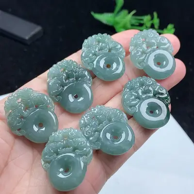 Double Pixiu Safety Pendant Jade Necklace for Wealth