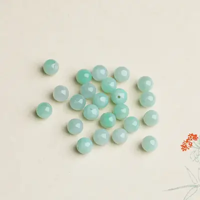 Jade Beads Green Ice Clear Bottom Small