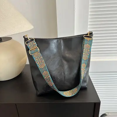 Black Leather Shoulder Bag with Wide Strap for Women 2023