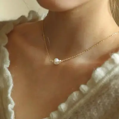 Natural Pearl Necklace for Women Light Luxury Clavicle Chain