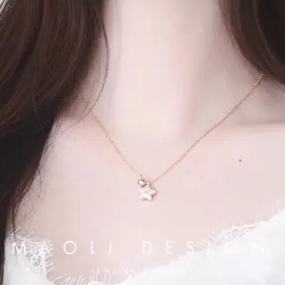 Women's Five-pointed Star Pearl Necklace Light Chain