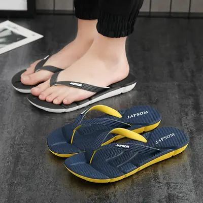 Summer new men's flip flops sandals outdoor beach slippers EVA massage indoor slippers trendy casual shoes