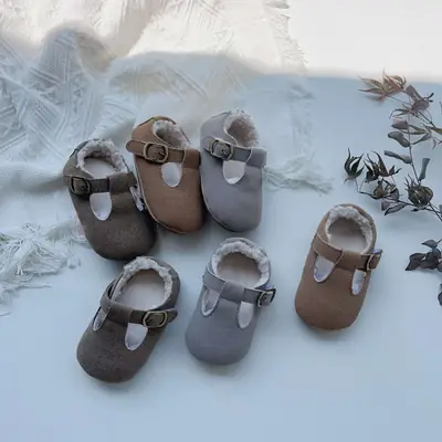 Winter Thickened Warm Baby Pre-Walker Shoes Soft-Soled Cotton Shoes Fleece-Lined Baby Walking Shoes Autumn and Winter Children's Shoes Non-Slip