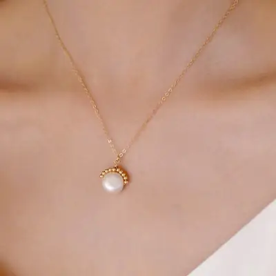 Natural Pearl Necklace for Women Elegant Niche Collarbone