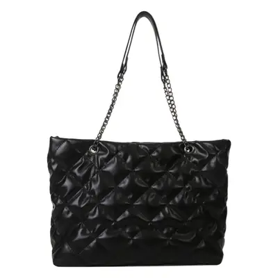 Green Quilted Leather Shoulder Bag for Women 2023