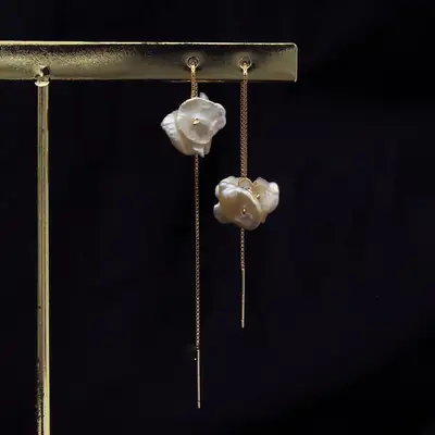 Luxury Petal Pearl Earrings 18k Gold 925