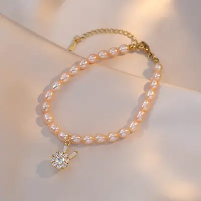 Freshwater Pearl Bracelet for Women with Rabbit Diamond Pendant