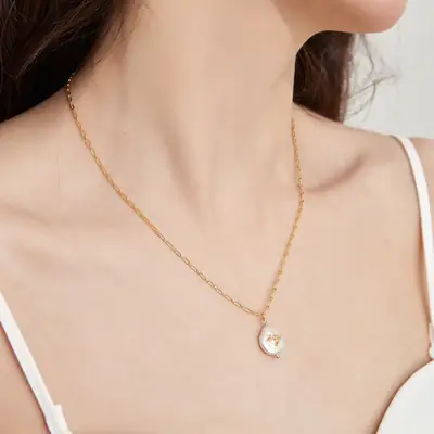 Elegant Pearl Necklace for Women Gold Chain