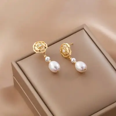 Pearl Earrings Gold Plated Female Niche Hollow Design