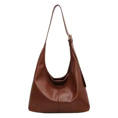 Black Leather Shoulder Bag for Women Winter 2023