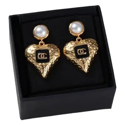Chanel Heart Pearl Earrings Gold 23K