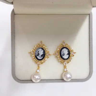 Zhuji Pearl Earrings 18K Gold Women Elegant Design