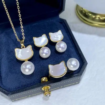 2025 Pearl Flower Earrings Set for Women