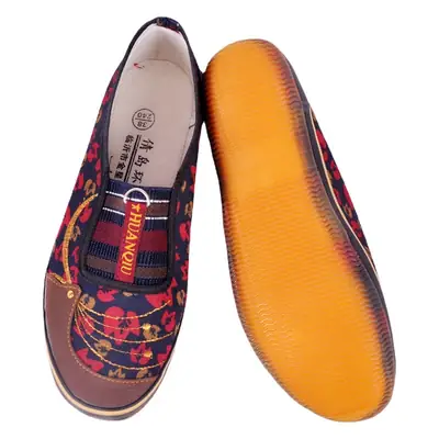 Women's Traditional Cow-Tendon Sole Shoes Red Black