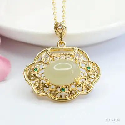 Guan Yu Jade Pendant Necklace with Royal Design