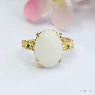 Guan Yu Jade Ring Pigeon Egg White Gold