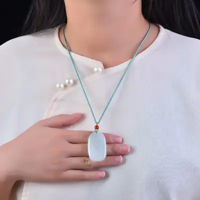 Tian Shan Cui Ping An Pai Necklace Set