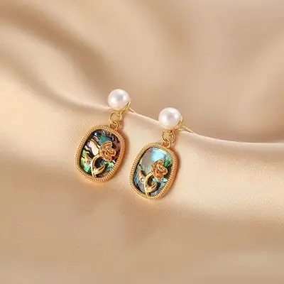 Dream Rose Mirror Mother-of-Pearl Earrings for Girls