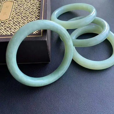Natural Jade Bracelet Blue Water Oily Wholesale Group Buy