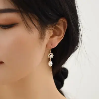 Retro Pearl Earrings for Women Elegant South Korea Design