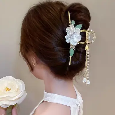 Ancient Camellia Hairpin Clip with Tassels