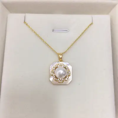 Natural Sea Shell Square Pearl Necklace with Gold Chain