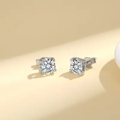 Sterling Silver S925 Mosan Diamond Cow Head Earrings Four Claw Single Diamond Artificial Diamond Women's High Sense Zircon Super Flash Earrings