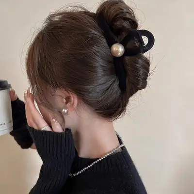 French Style Retro Black Velvet Hair Clip for Women