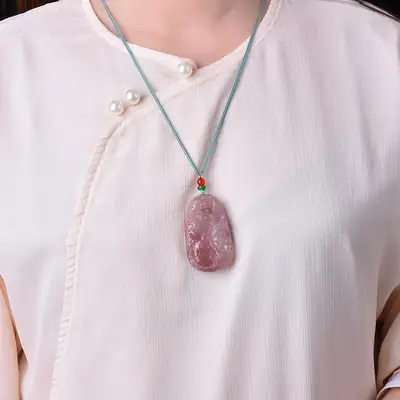 Fine Gold Jade Fish Pendant Necklace
