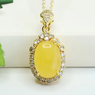 Aiyu Natural Amber Pendant Necklace with Diamond Set