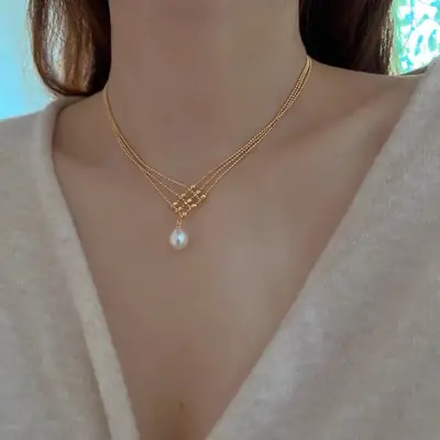 Three-Layer Vintage Pearl Necklace with 14K Gold Plating