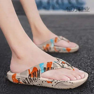 Men's flip flops from Fujian manufacturers summer outdoor wear non-slip trendy flip-flops sports casual platform fans